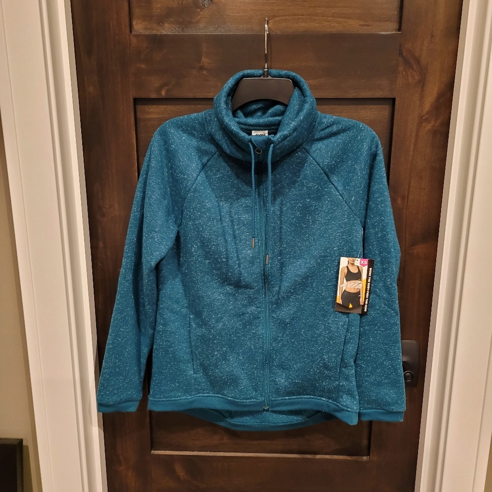 NWT Avia Fleece Zip Up